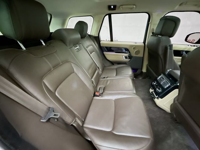 2020 Land Rover Range Rover HSE photo 27