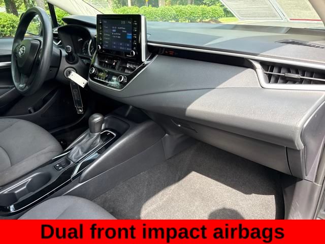 2021 Toyota Corolla LE photo 16