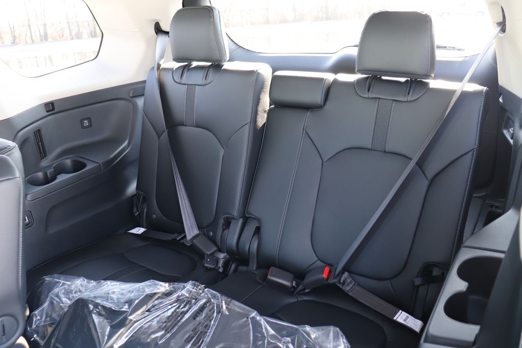 2025 Honda Pilot EX-L photo 12