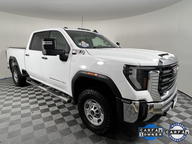 2024 GMC Sierra SLT's photo