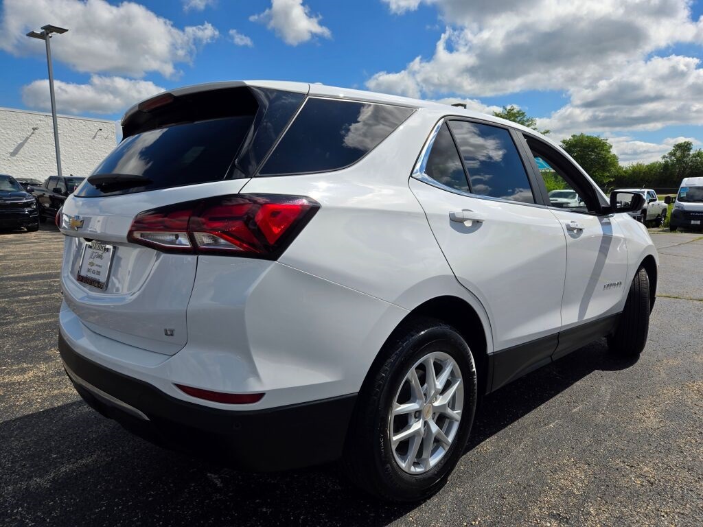 2022 Chevrolet Equinox LT photo 9
