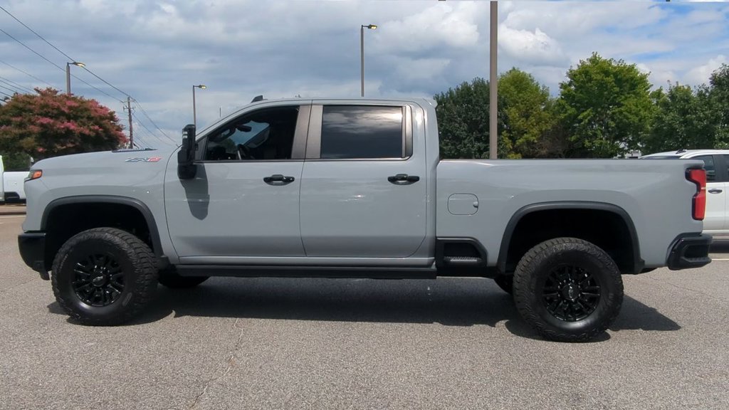 2024 Chevrolet Silverado 2500HD ZR2 photo 5