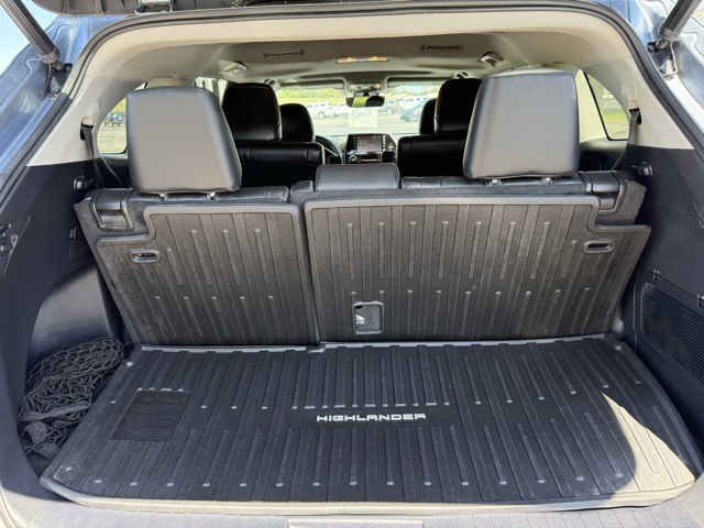 2022 Toyota Highlander XLE photo 15