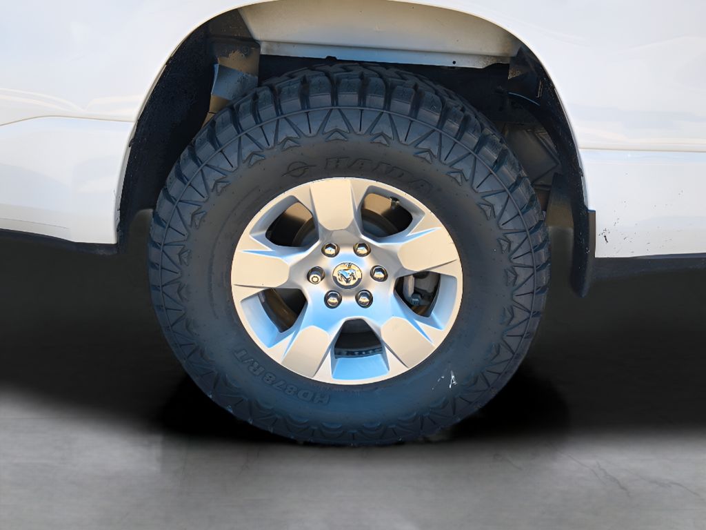 2019 Ram 1500 Big Horn Lone Star photo 3