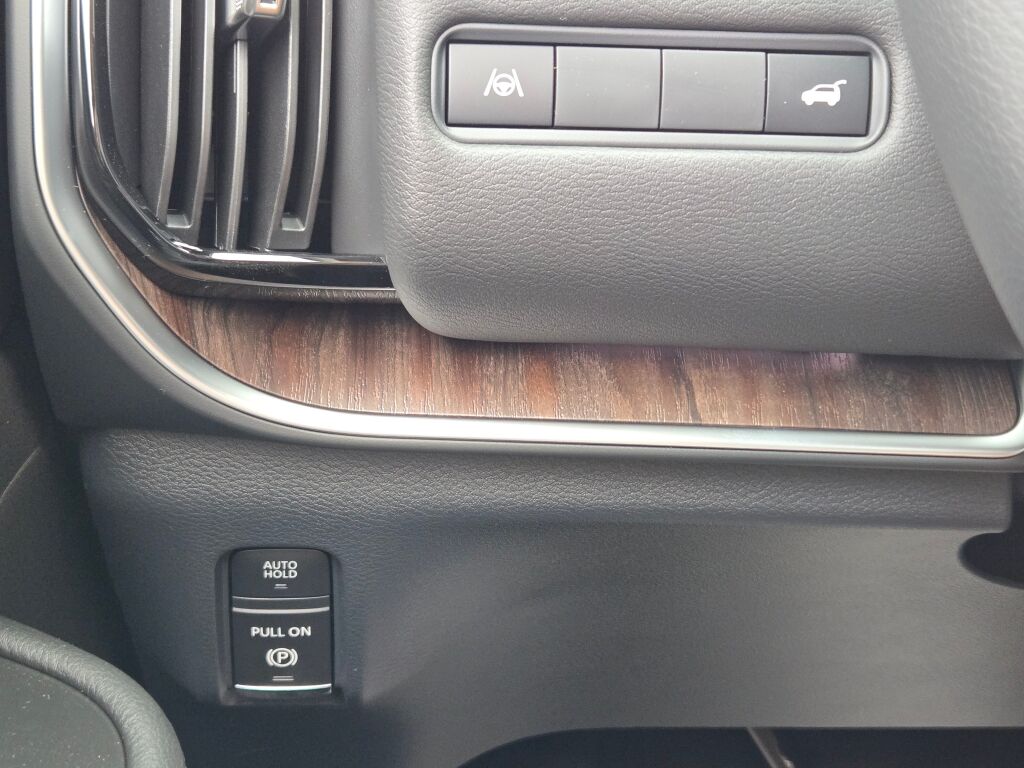 2025 Nissan Armada Platinum photo 29
