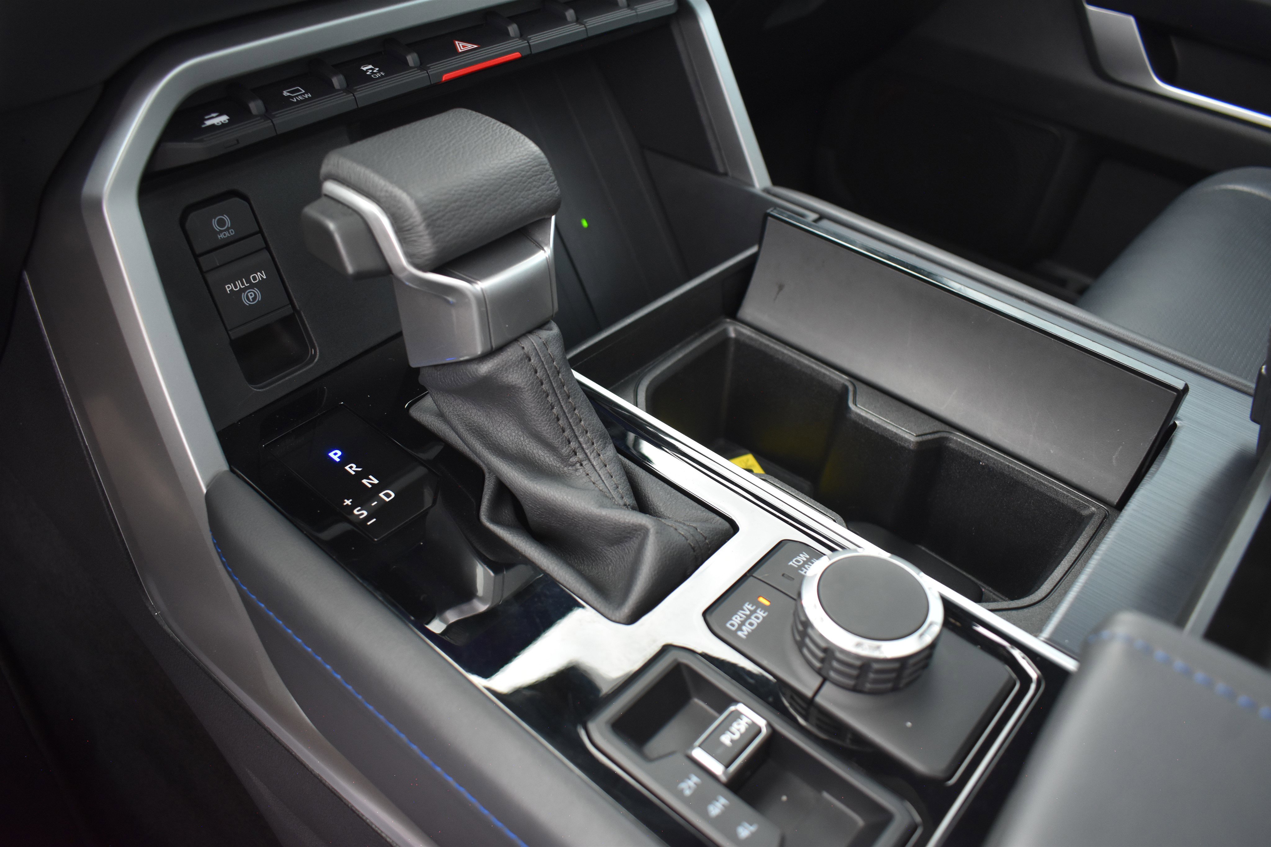 2024 Toyota Tundra Platinum photo 18