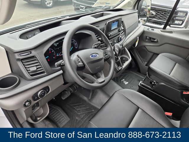 2025 Ford Transit photo 3