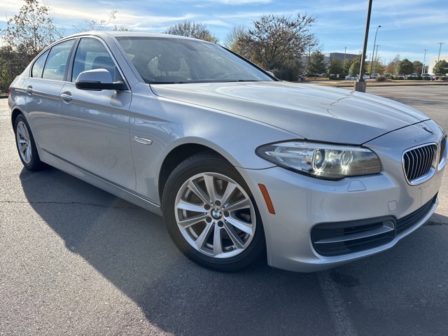 2014 BMW 5 Series 528i's photo