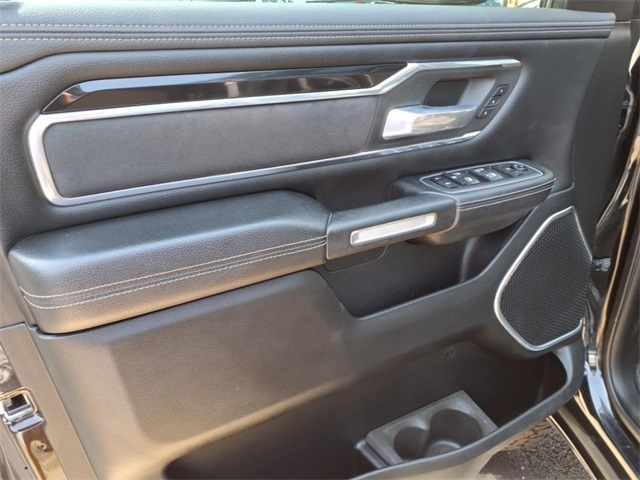 2020 Ram 1500 Laramie photo 10