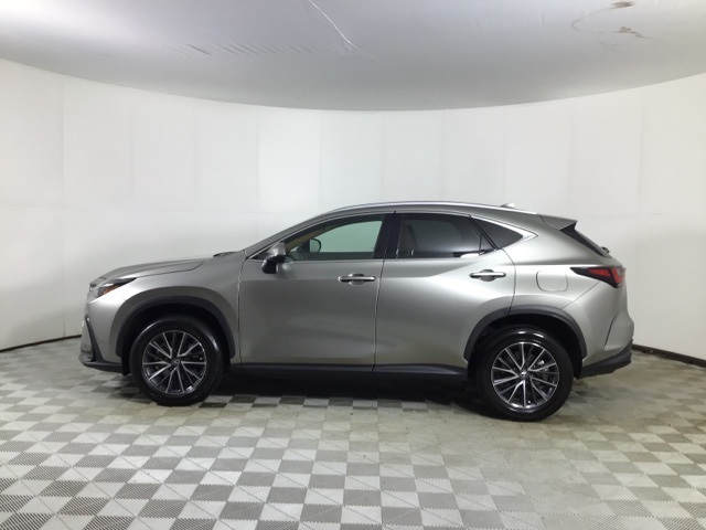 2024 Lexus NX 350 Premium photo 3