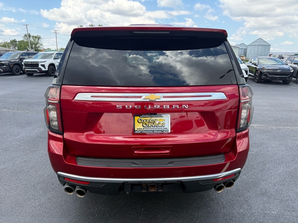 2023 Chevrolet Suburban High Country photo 4