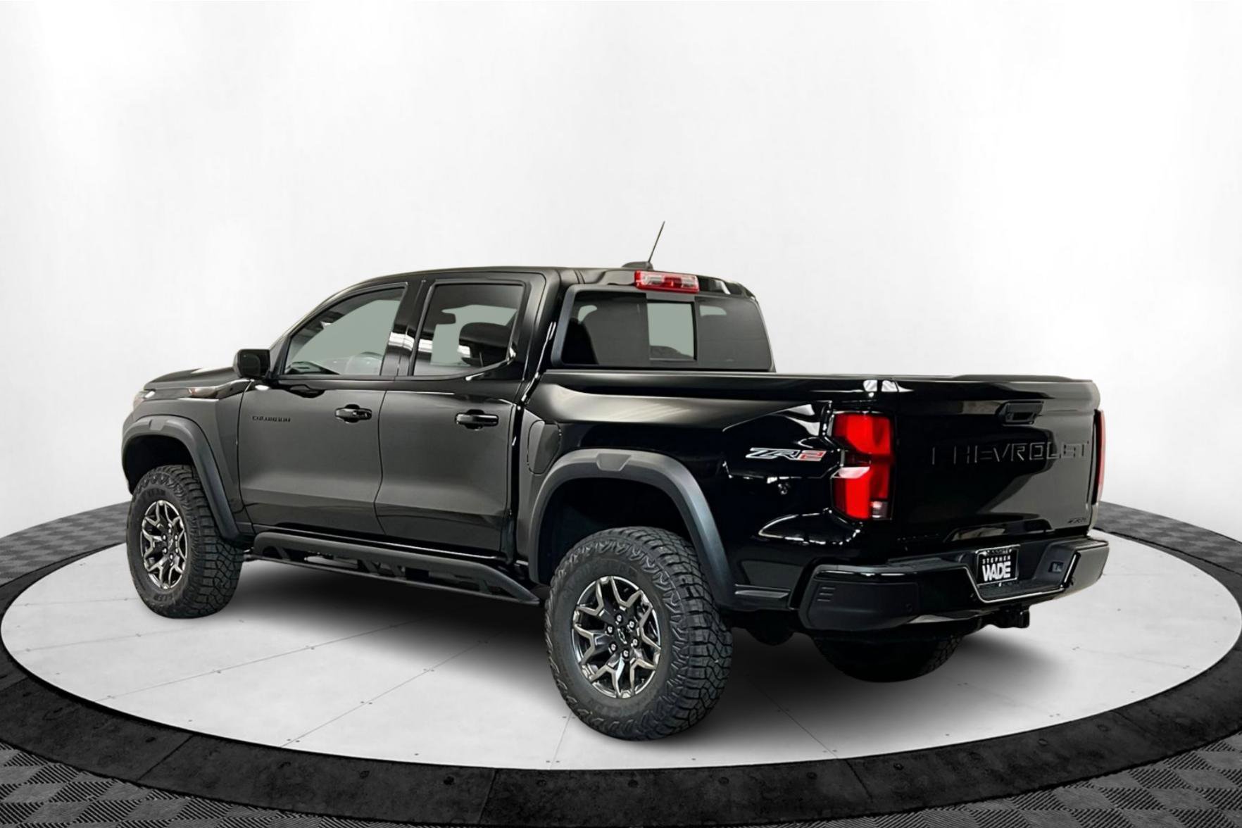 2026 Chevrolet Colorado ZR2 photo 3