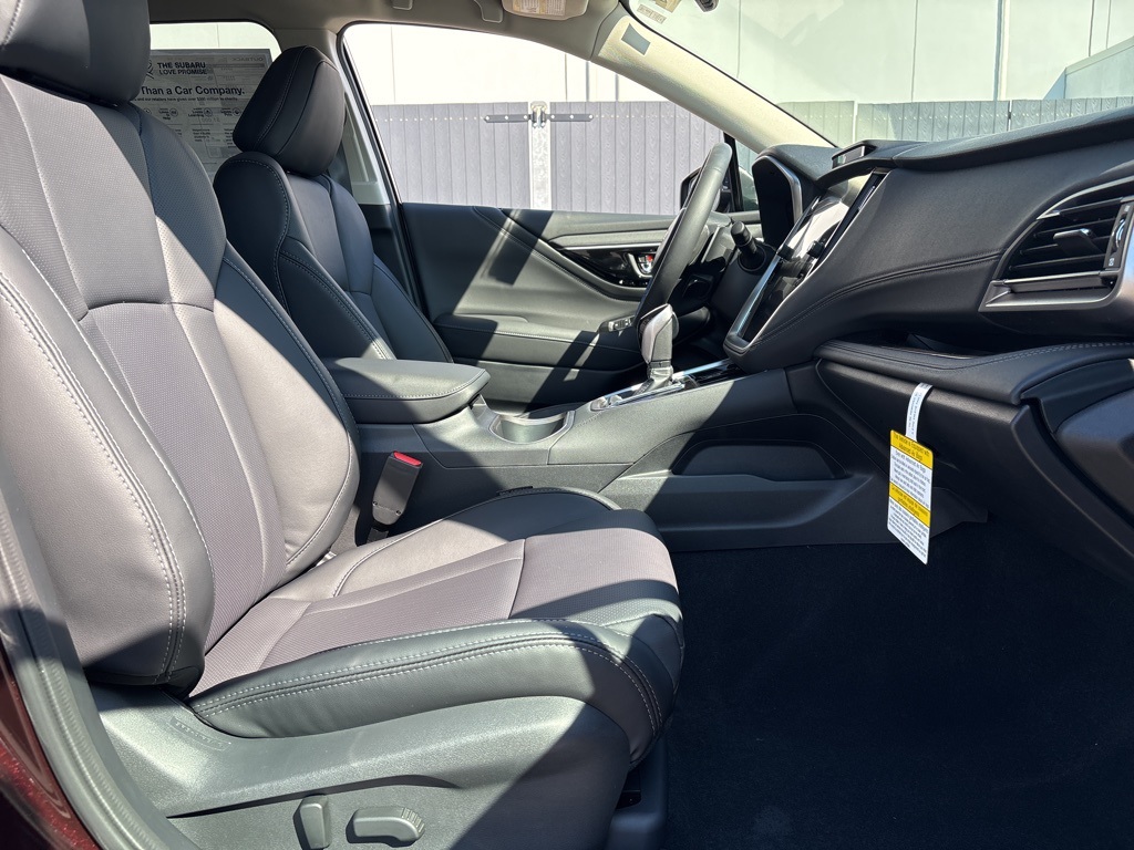 2025 Subaru Outback Limited XT photo 9