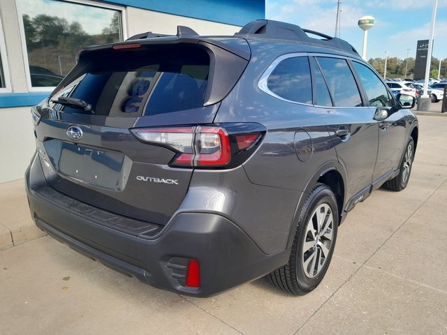2021 Subaru Outback Premium photo 3