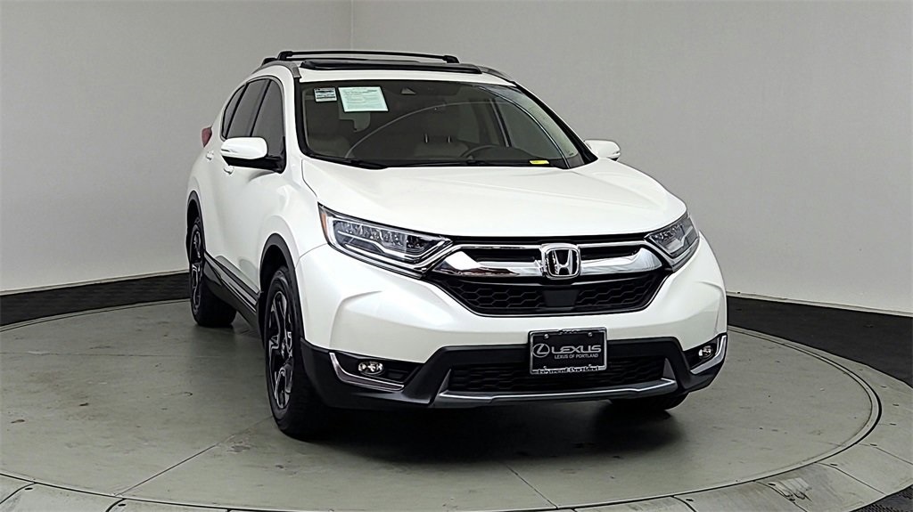 2017 Honda CR-V Touring photo 2