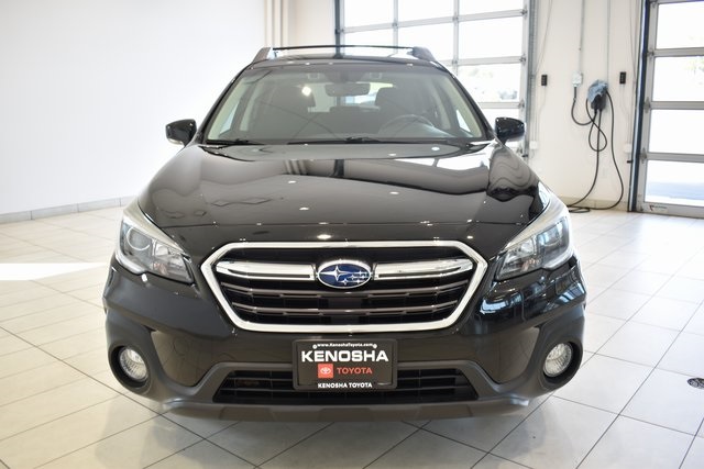 2019 Subaru Outback 2.5i Premium photo 3