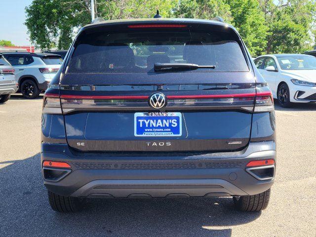 2025 Volkswagen Taos SE photo 4