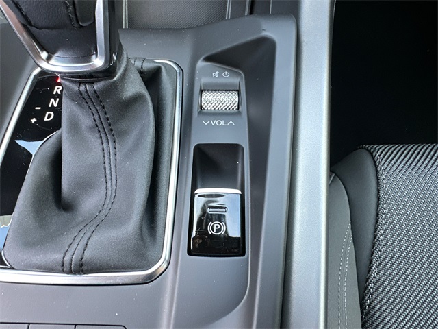 2025 Dodge Hornet GT photo 21