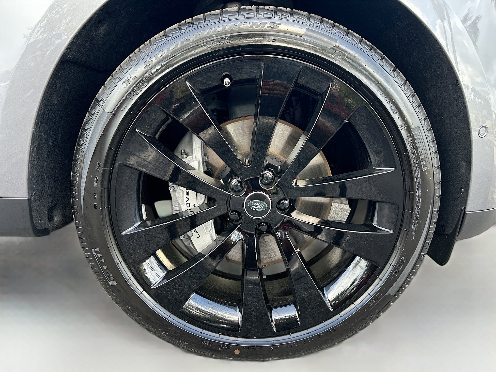 2025 Land Rover Range Rover Sport SE photo 31