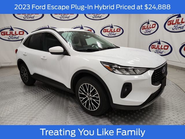2023 Ford Escape PHEV's photo