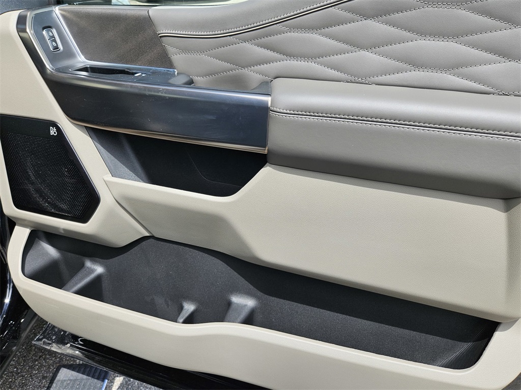 2026 Ford F-250 Platinum photo 34