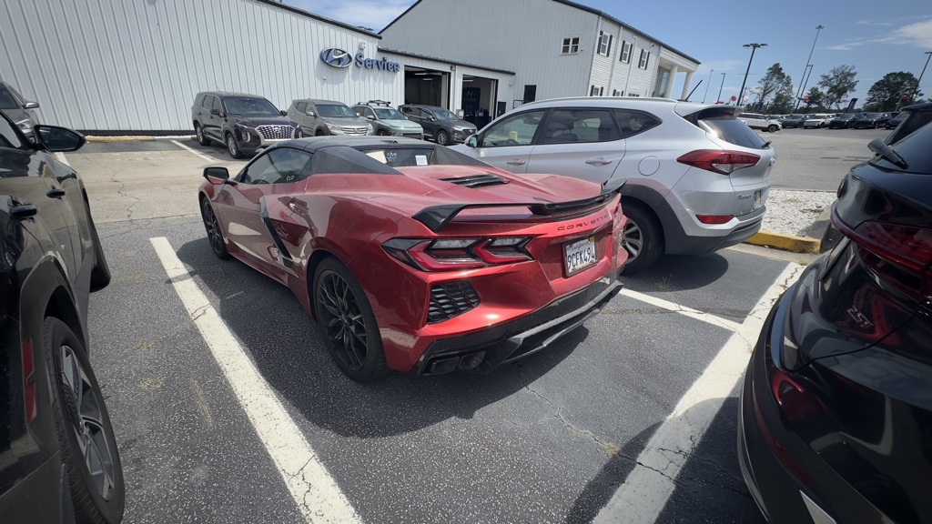 2023 Chevrolet Corvette Stingray 2LT photo 2