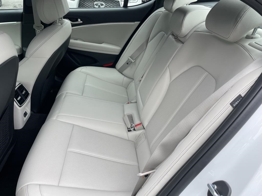 2024 Genesis G70 2.5T Sport Prestige photo 6