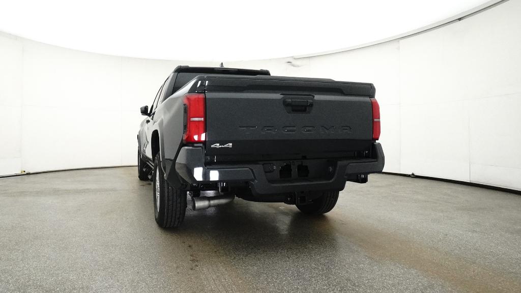 2025 Toyota Tacoma SR5 4x4 Double Cab photo 15