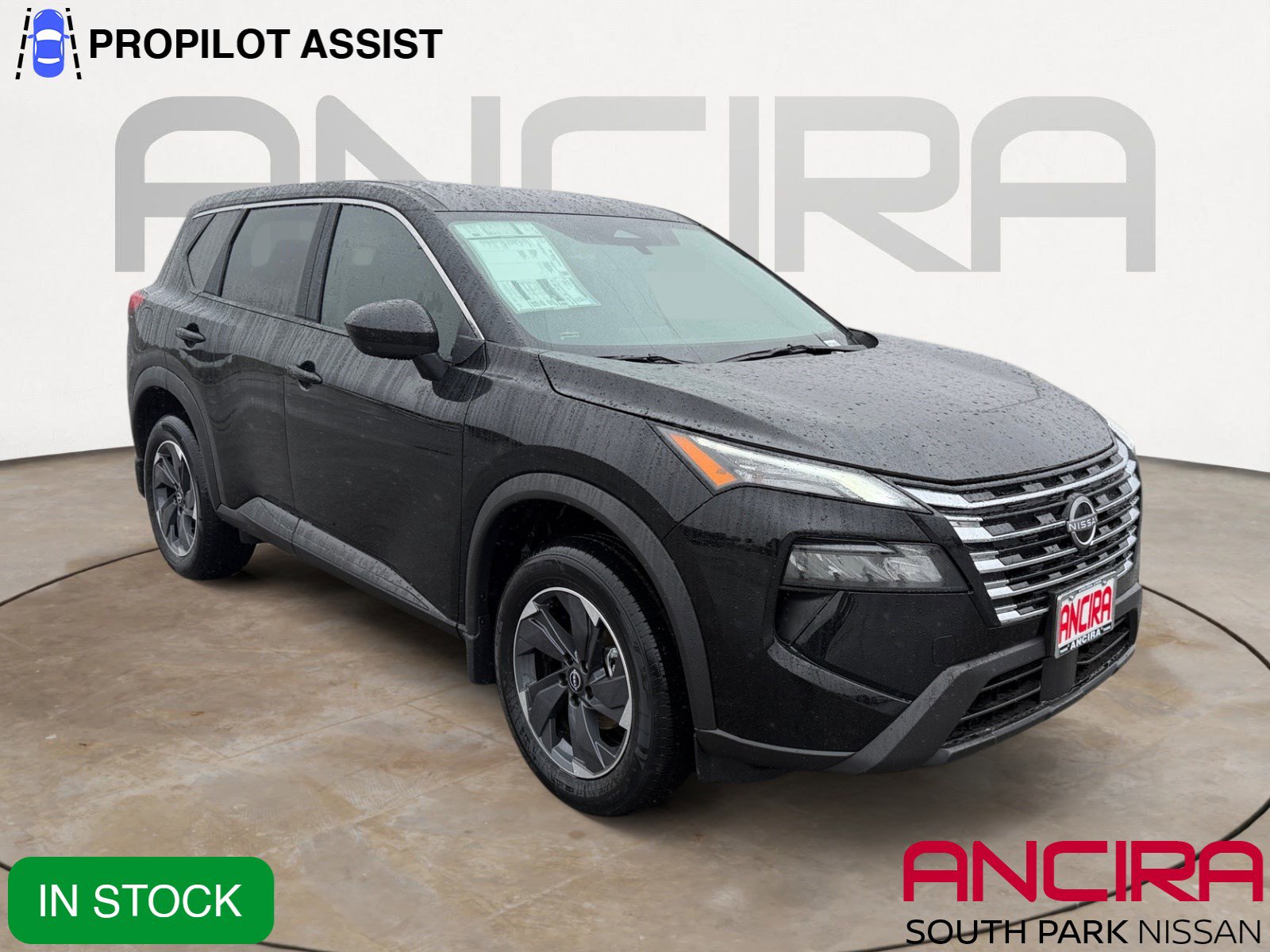 2026 Nissan Rogue SV's photo