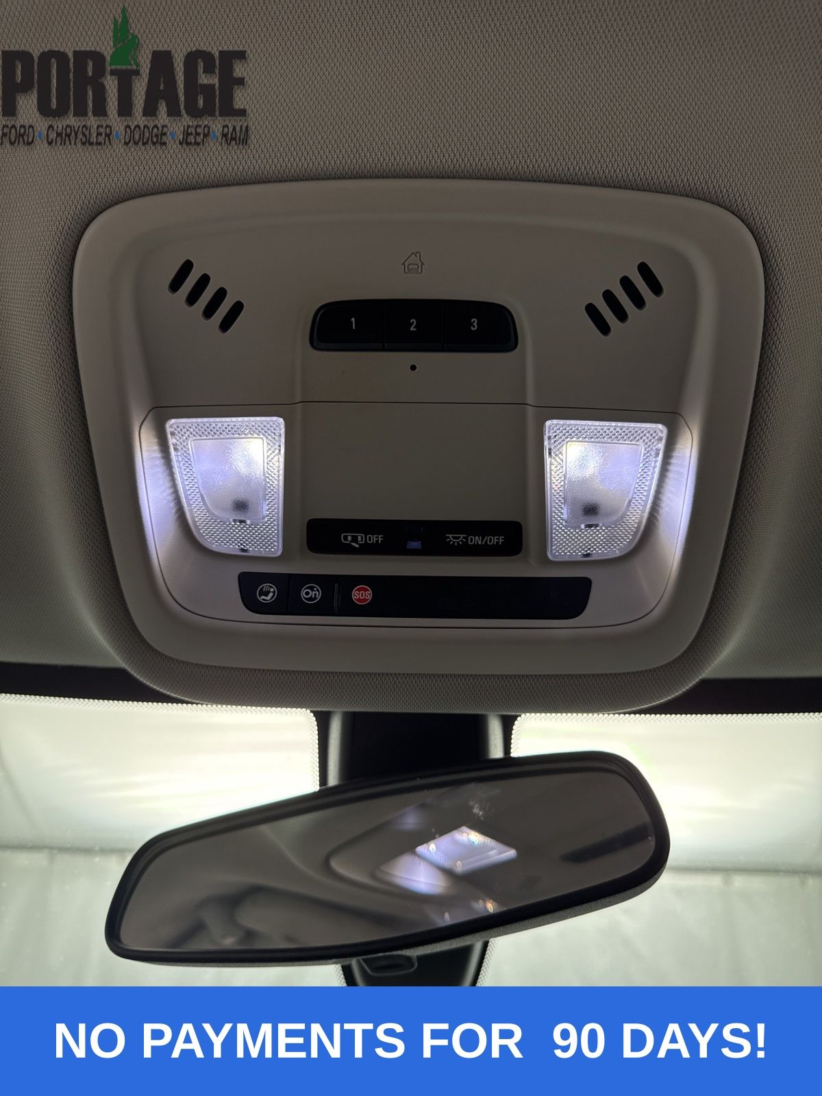 2021 Chevrolet Traverse Leather photo 18
