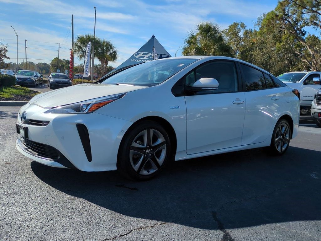2020 Toyota Prius XLE