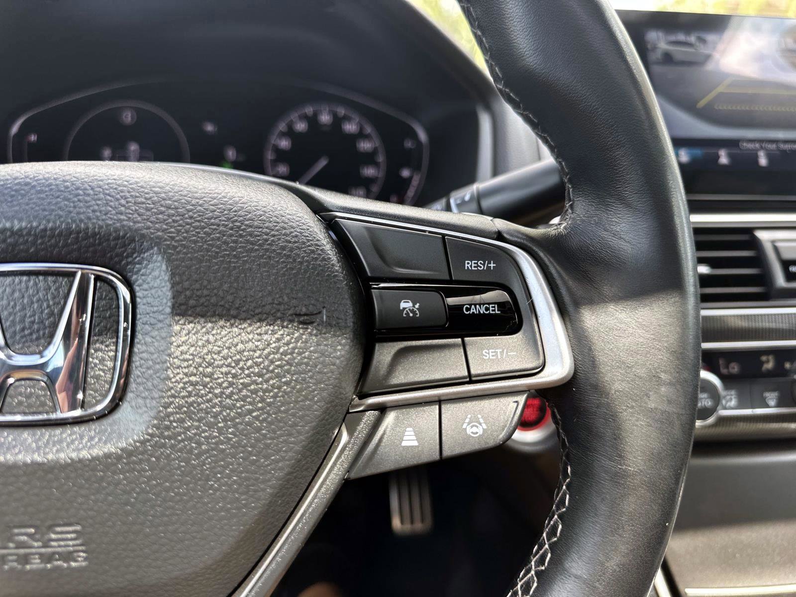 2022 Honda Accord Sport 2.0T photo 27