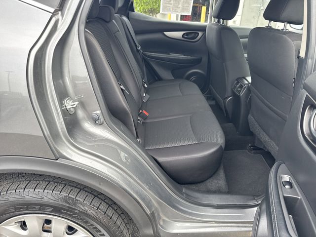2019 Nissan Rogue Sport S photo 26