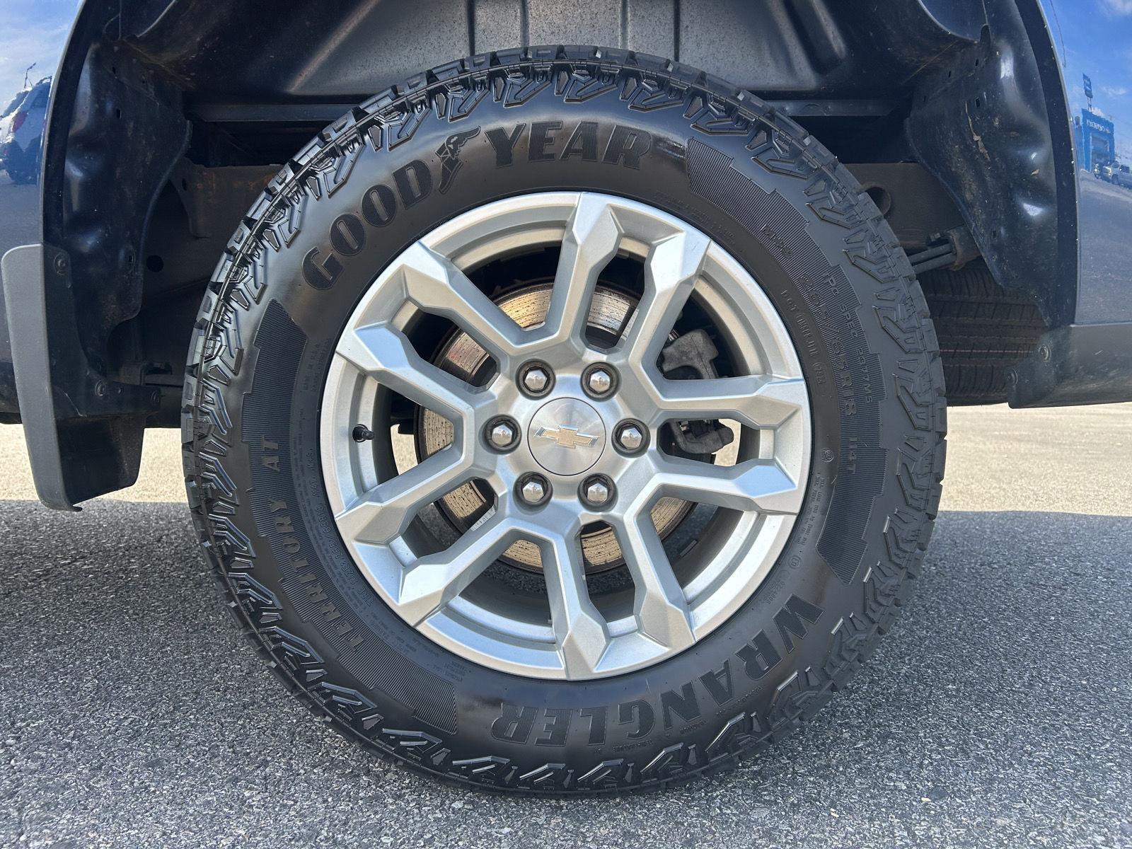 2023 Chevrolet Silverado 1500 LT photo 10