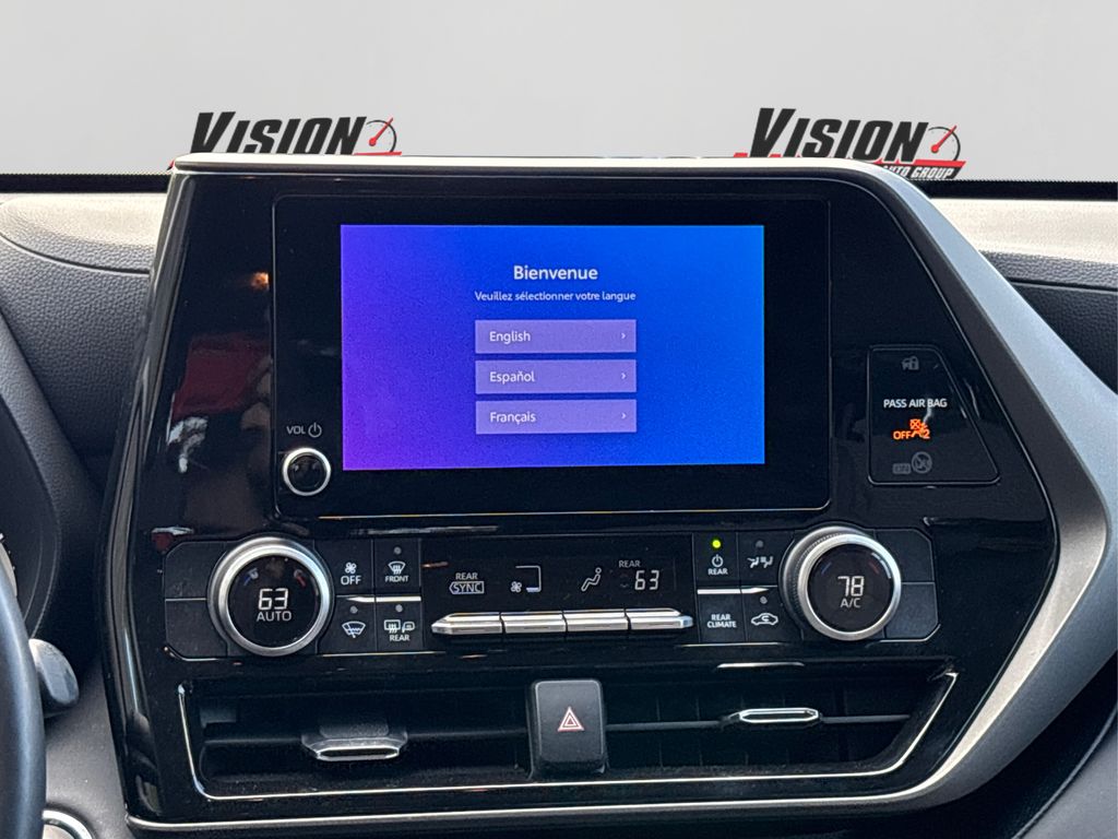2023 Toyota Highlander L photo 19
