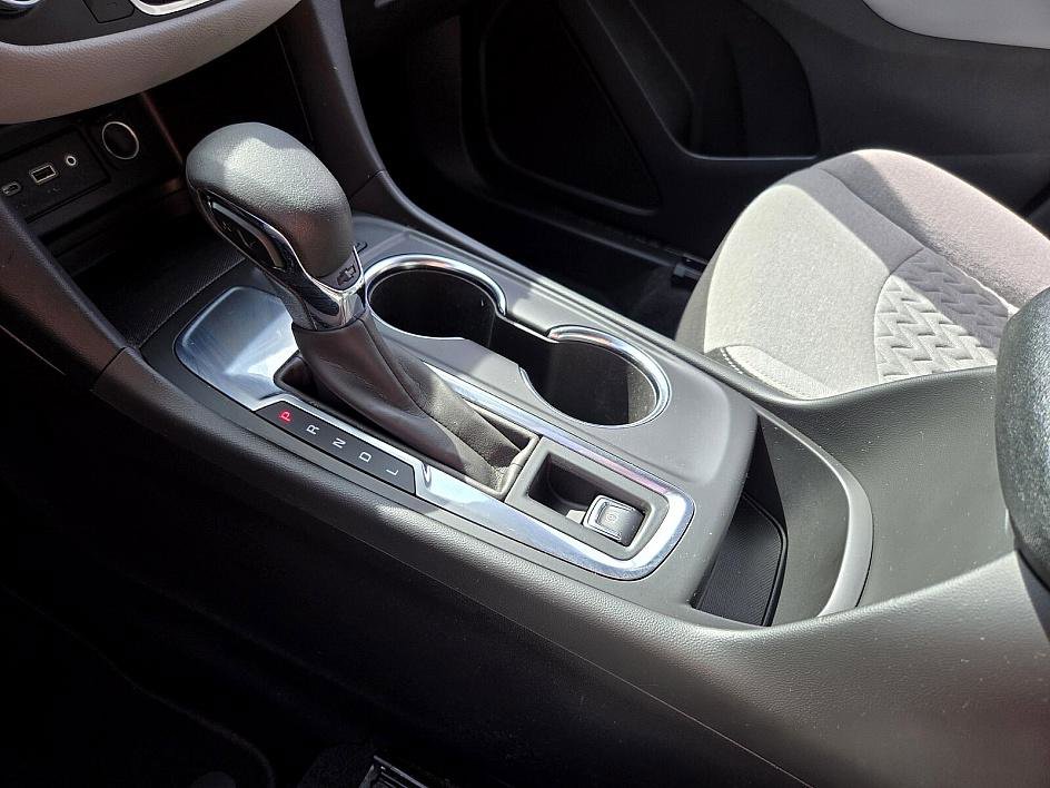 2022 Chevrolet Equinox LT photo 16