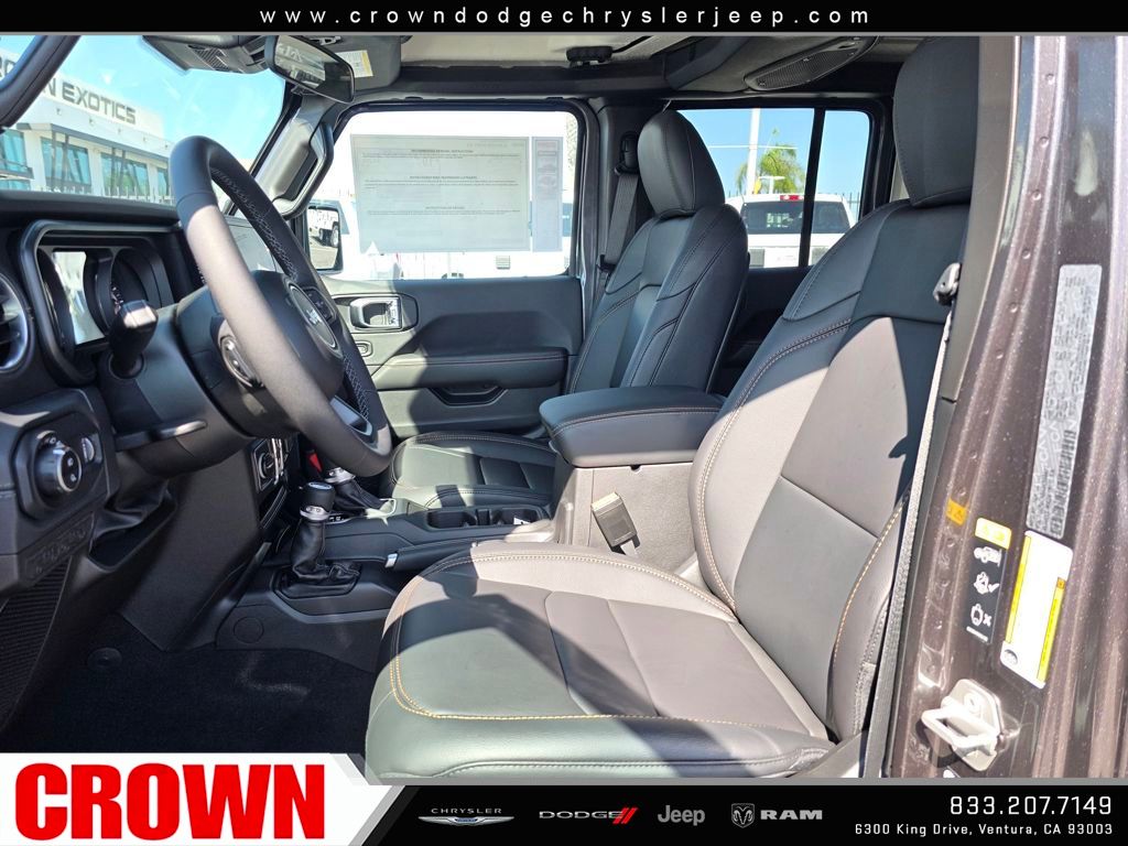 2025 Jeep Gladiator Sport photo 16
