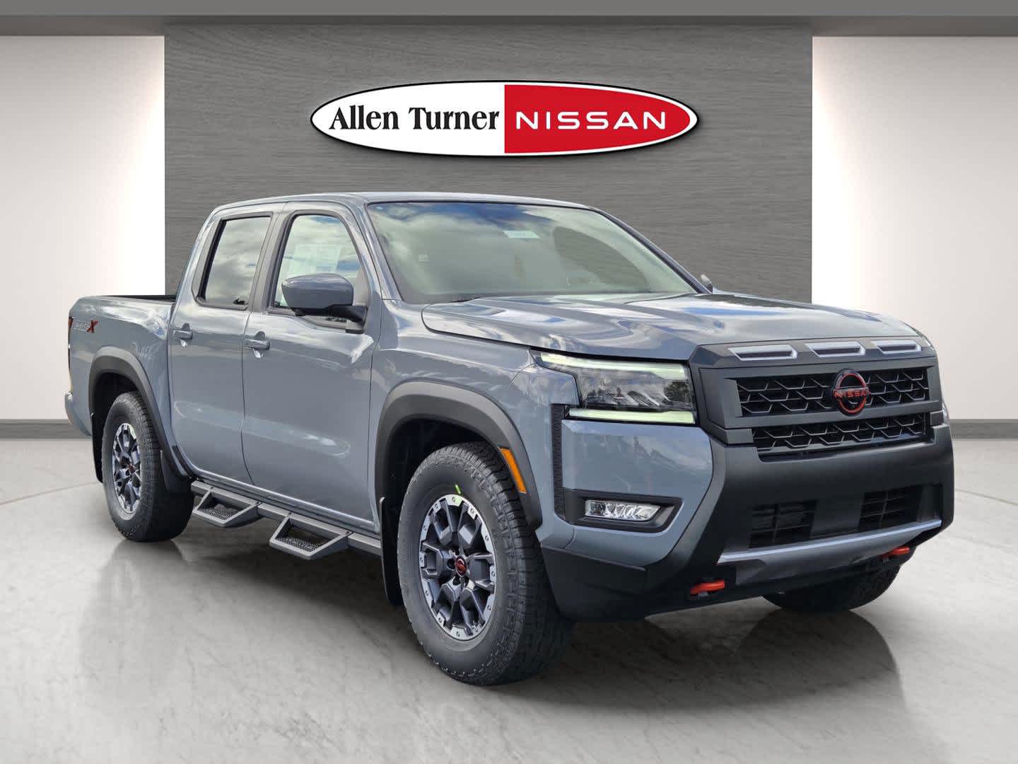 2026 Nissan Frontier PRO-X's photo