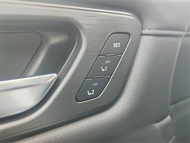 2026 Nissan Armada Platinum Reserve photo 16