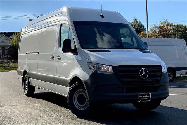 2026 Mercedes-Benz Sprinter Cargo Van Base's photo