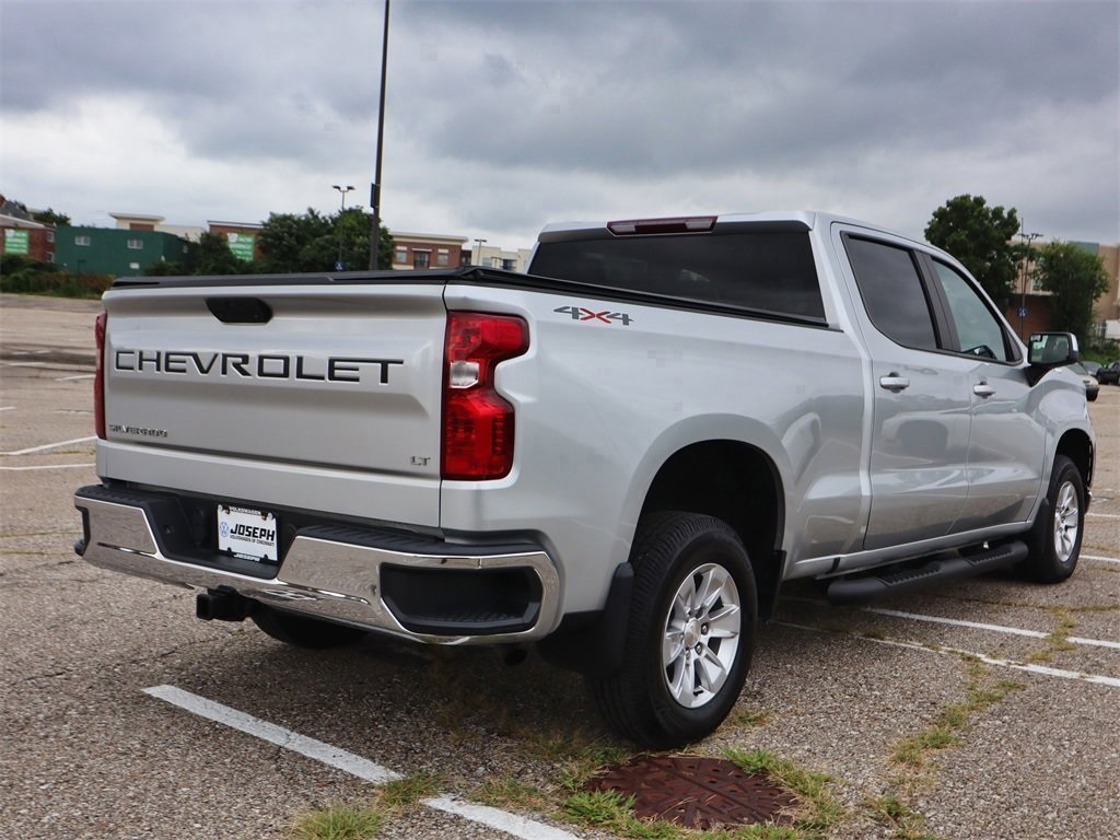 2019 Chevrolet Silverado 1500 LT photo 6