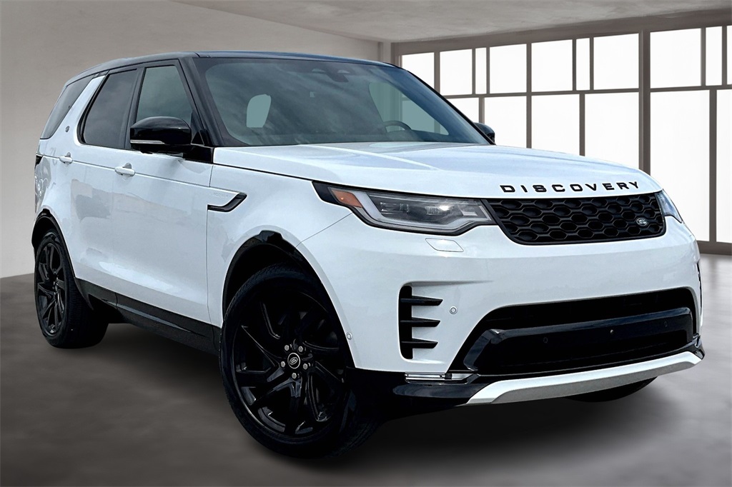 2025 Land Rover Discovery SE photo 2