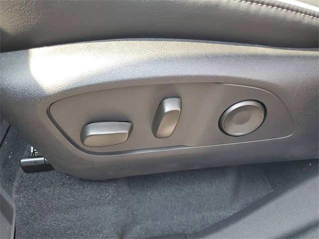 2025 Buick Enclave Sport Touring photo 7
