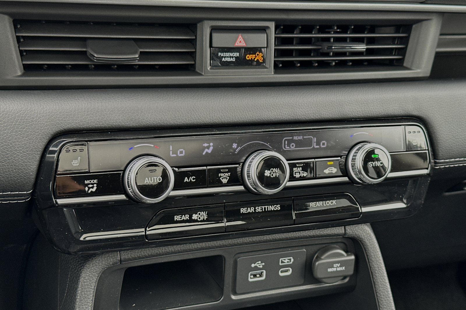 2025 Honda Pilot Touring photo 19