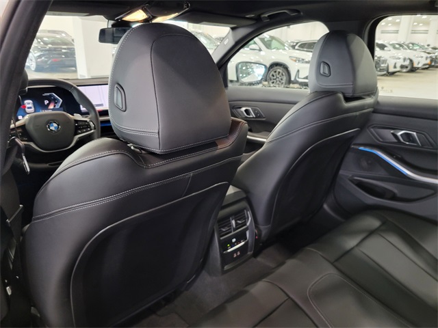 2025 Bmw 330i photo 23