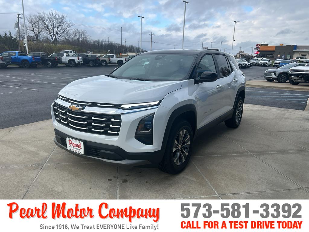 2026 Chevrolet Equinox LT photo 4