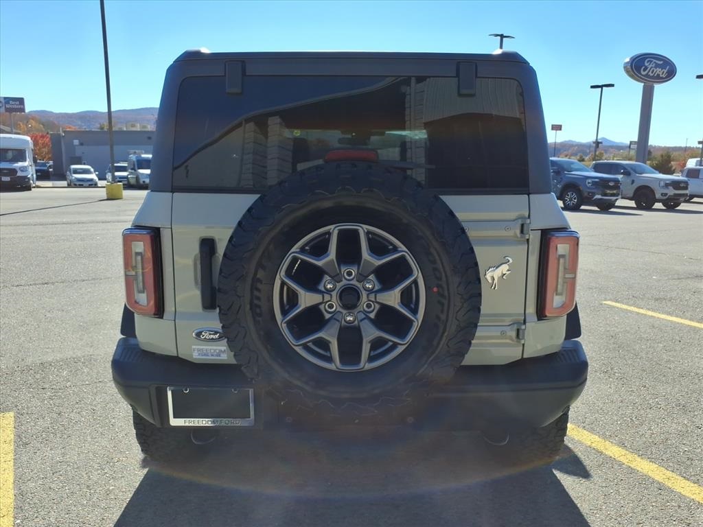 2025 Ford Bronco Badlands photo 4