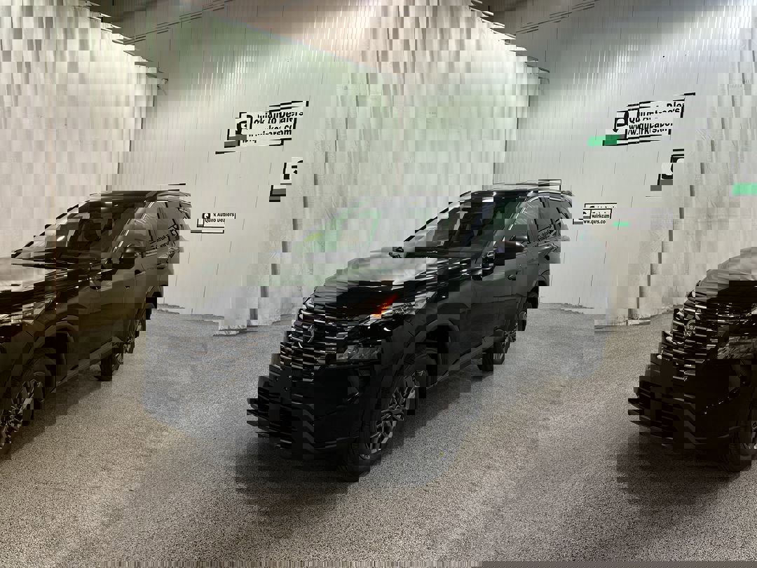 2026 Nissan Rogue S photo 4