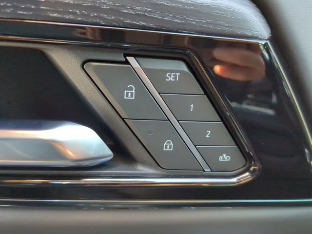 2025 Gmc Yukon AT4 Ultimate photo 12