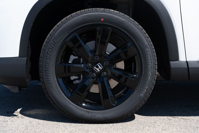 2025 Honda Pilot Black Edition photo 12
